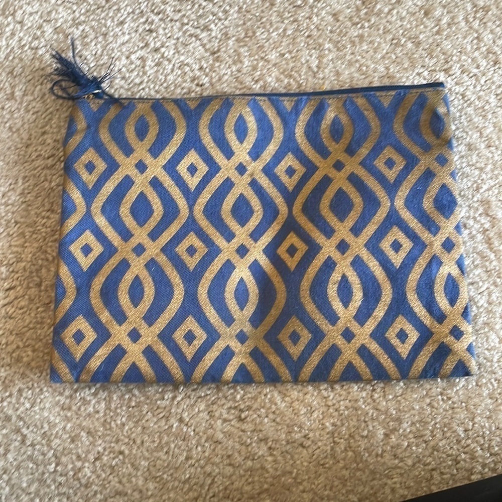 Mudpie clutch